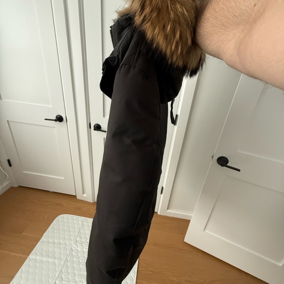 Mackage Edward 2 in 1 Black Parka - size 40 mens - Picture 9 of 12